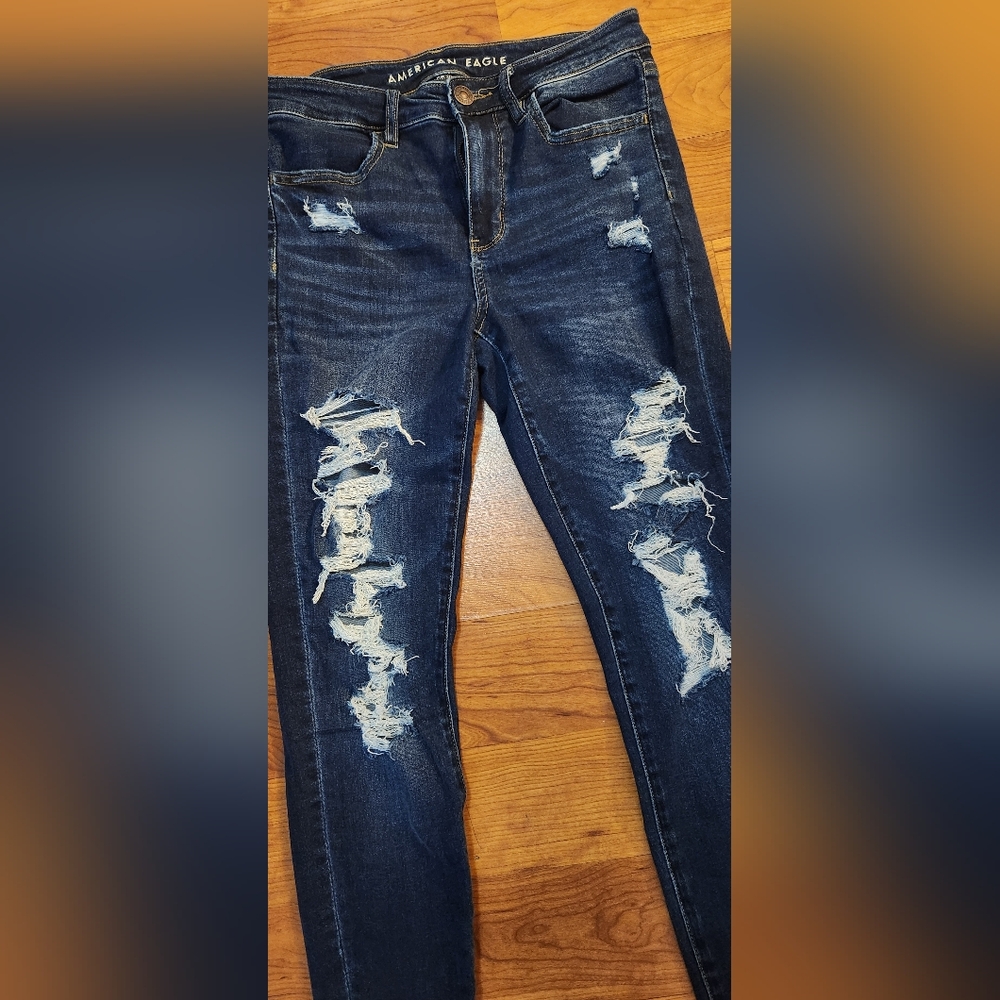 American Eagle distressed Dark Blue Jeans Sz 8 - Picture 7 of 7